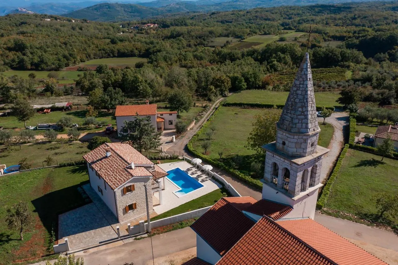 Villa Atop The Village With Stunning View Vizinada 0*,