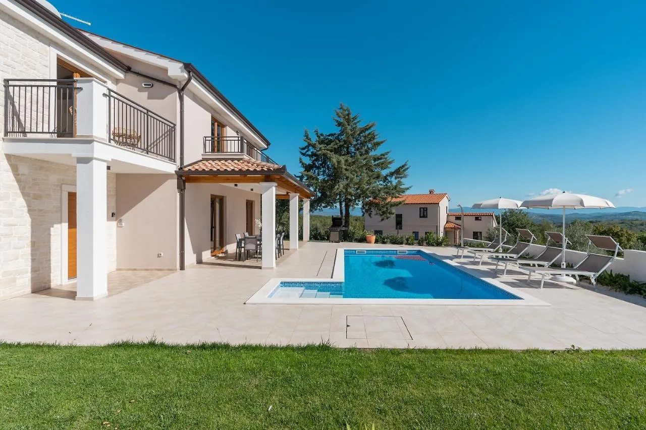 Villa Atop The Village With Stunning View Vizinada