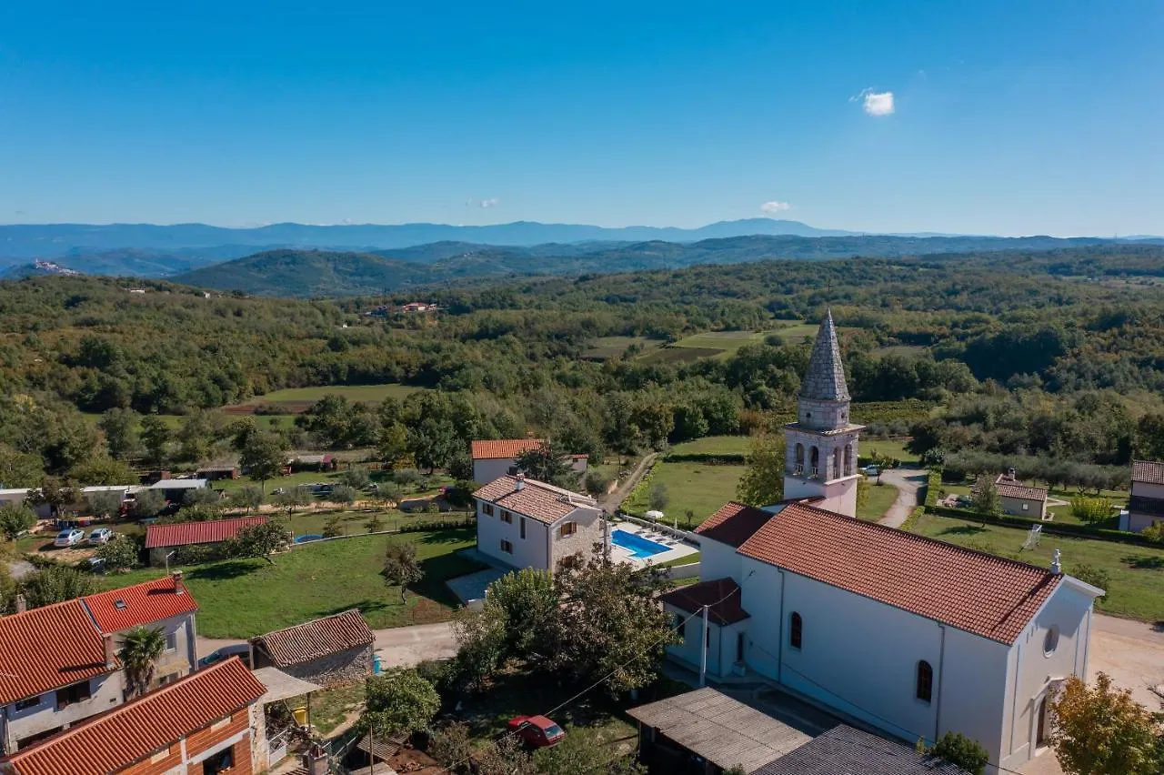 Villa Atop The Village With Stunning View Vizinada