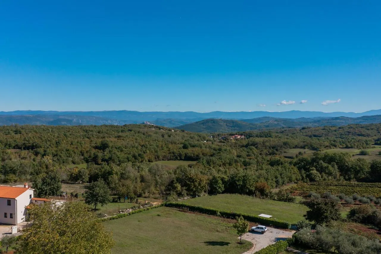 Villa Atop The Village With Stunning View Vizinada