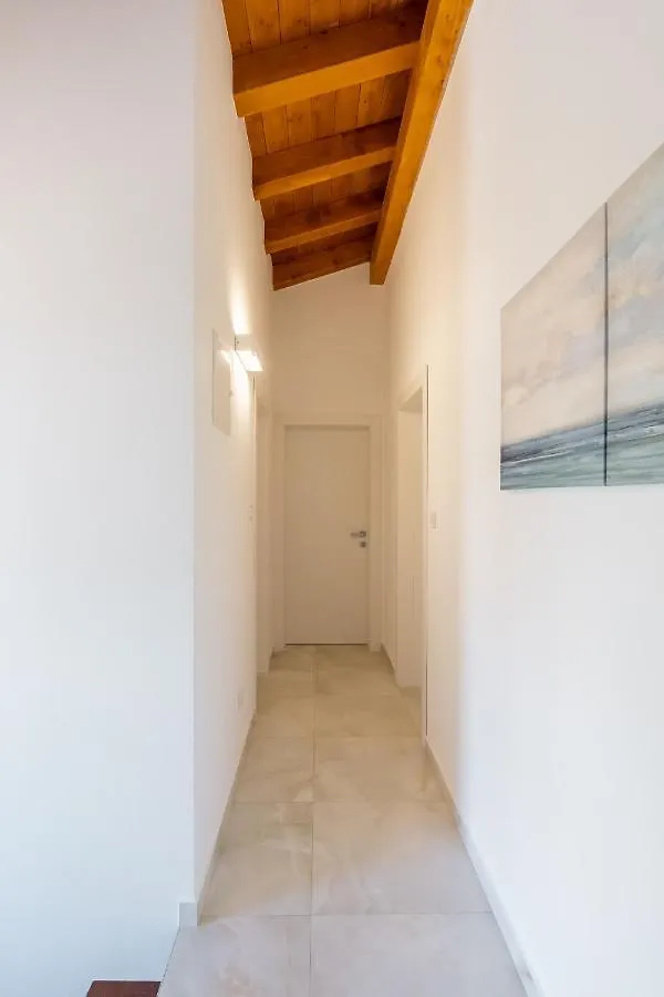 Villa Atop The Village With Stunning View Vizinada
