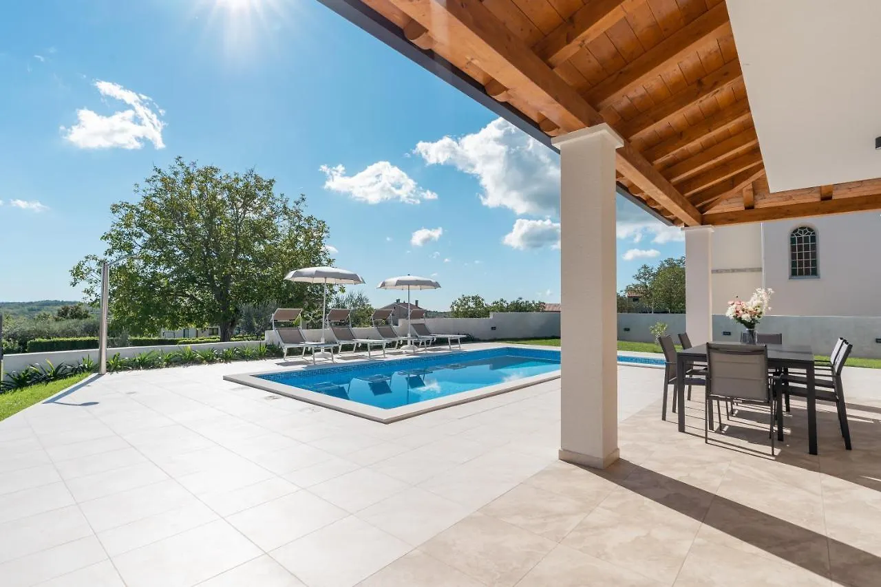 Villa Atop The Village With Stunning View Vizinada