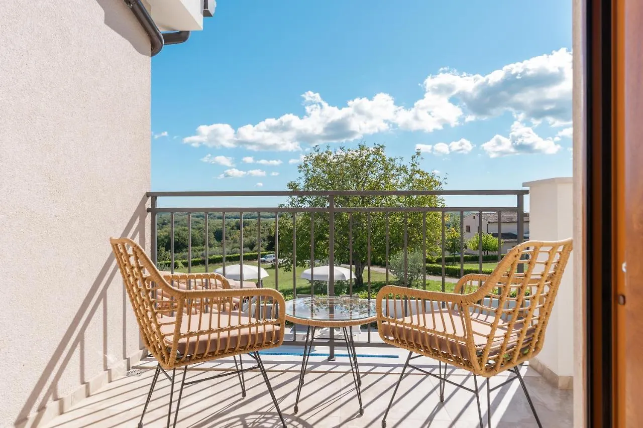 Villa Atop The Village With Stunning View Vizinada