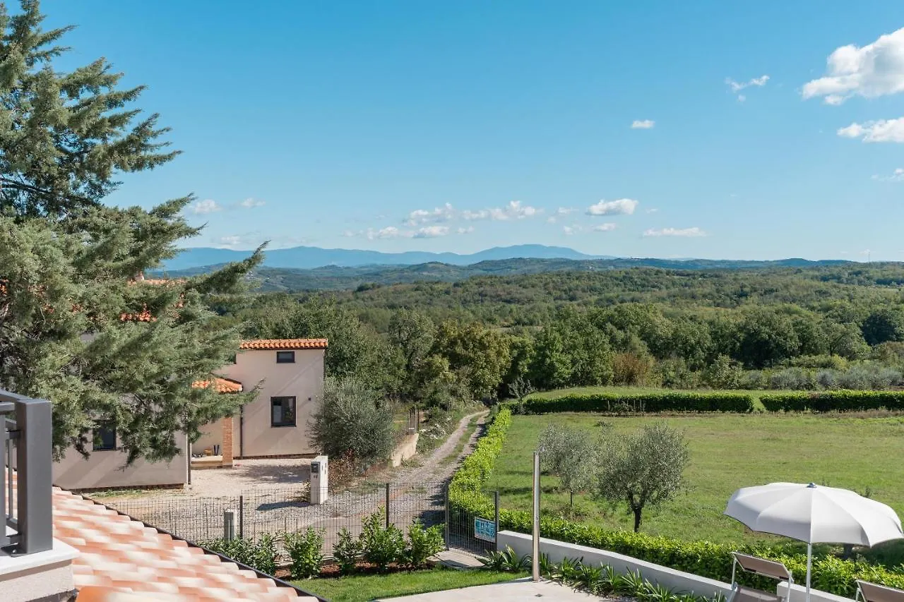 Villa Atop The Village With Stunning View Vizinada