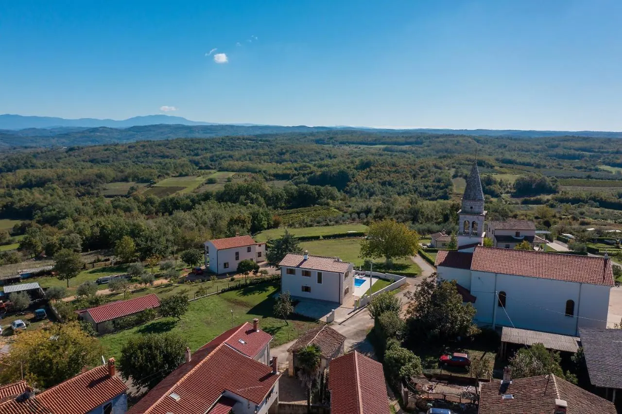 Villa Atop The Village With Stunning View Vizinada