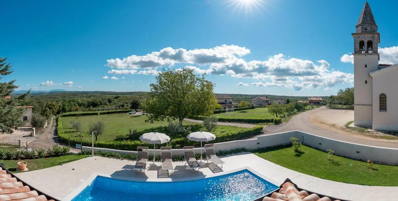 Villa Atop The Village With Stunning View Vizinada