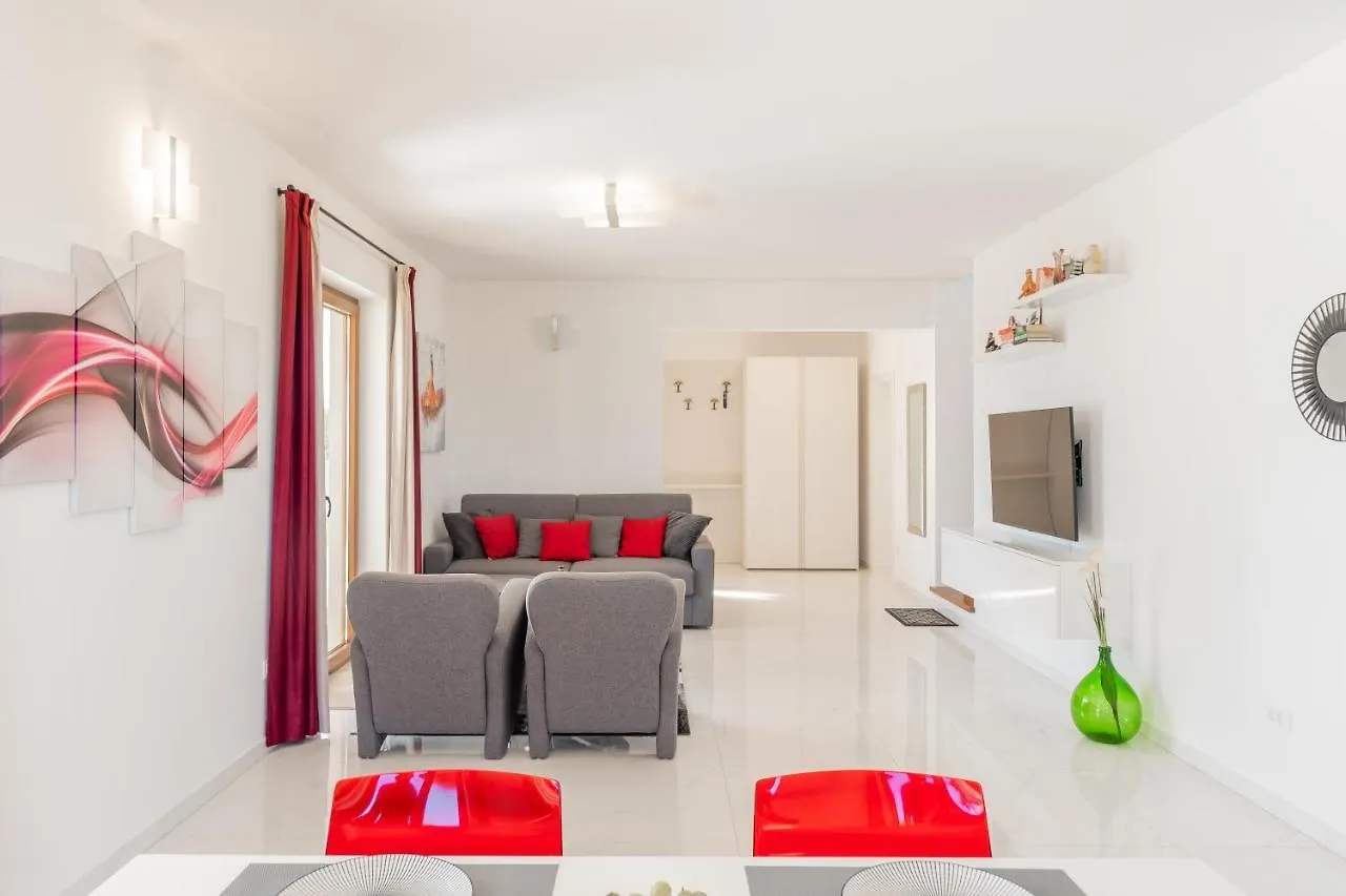Villa Atop The Village With Stunning View Vizinada Croatia