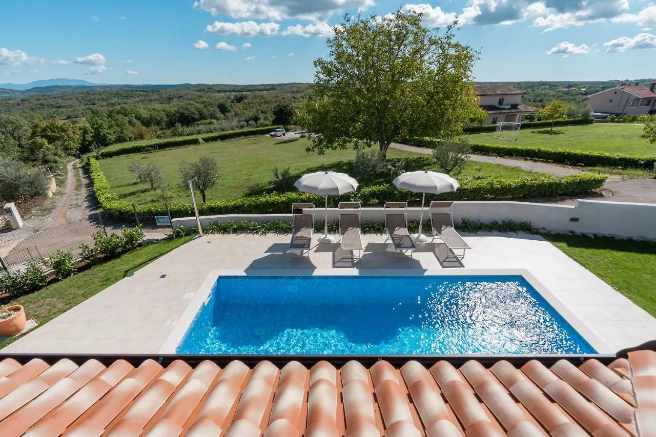 Villa Atop The Village With Stunning View Vizinada