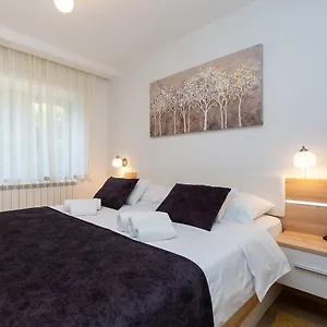 Angolo Apartman